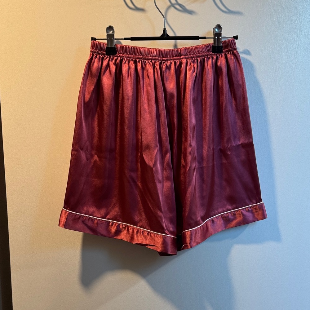 Elegant Women’s Satin Burgundy Pajamas - Picture 4 of 4